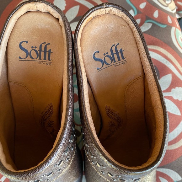 Women’s Sofft Brand Mules - Picture 3 of 7